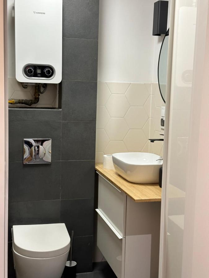 Ferienwohnung Maly Kwadrat Kattowitz Exterior foto
